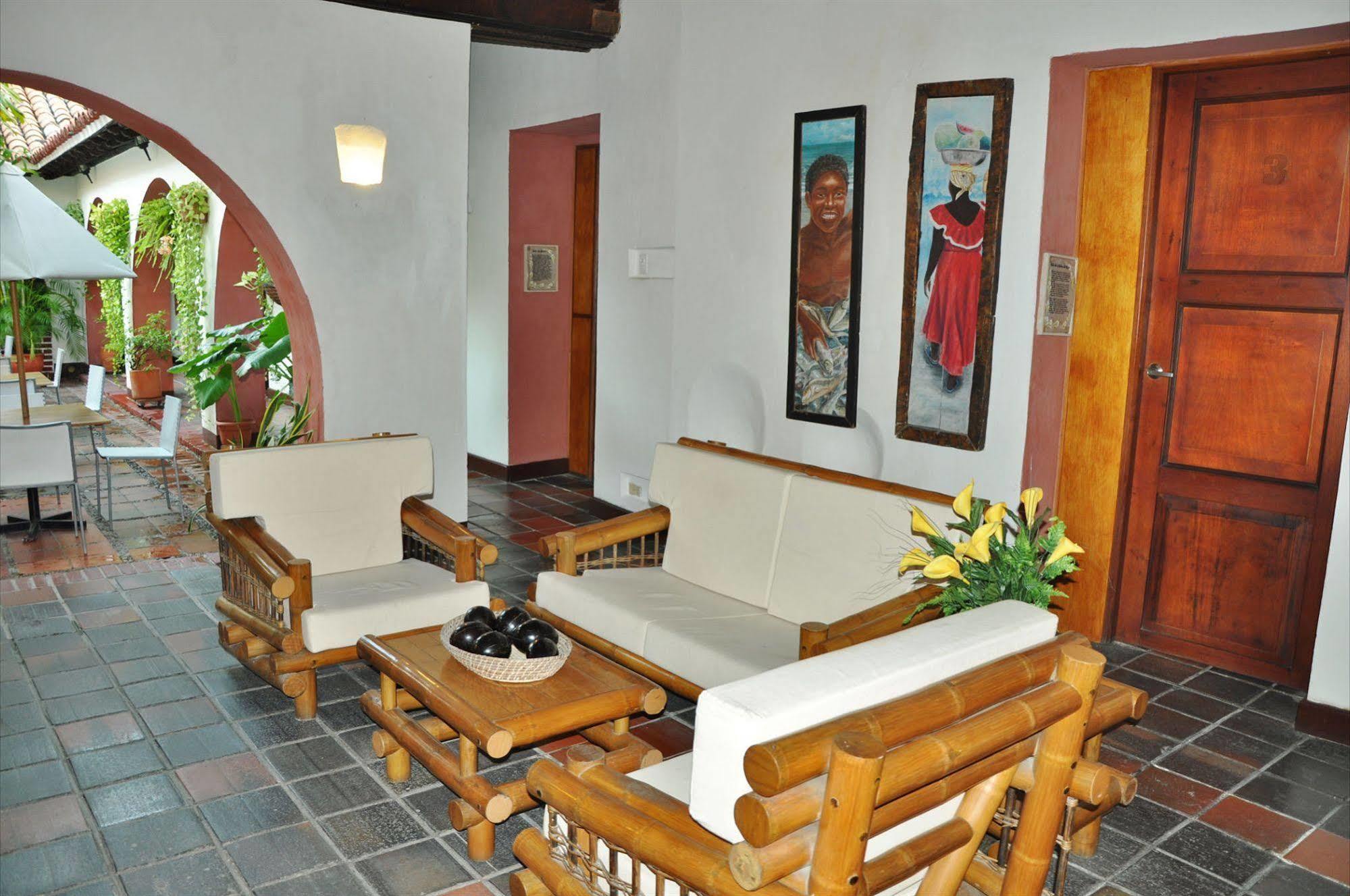 Hotel Puertas De Cartagena Buitenkant foto