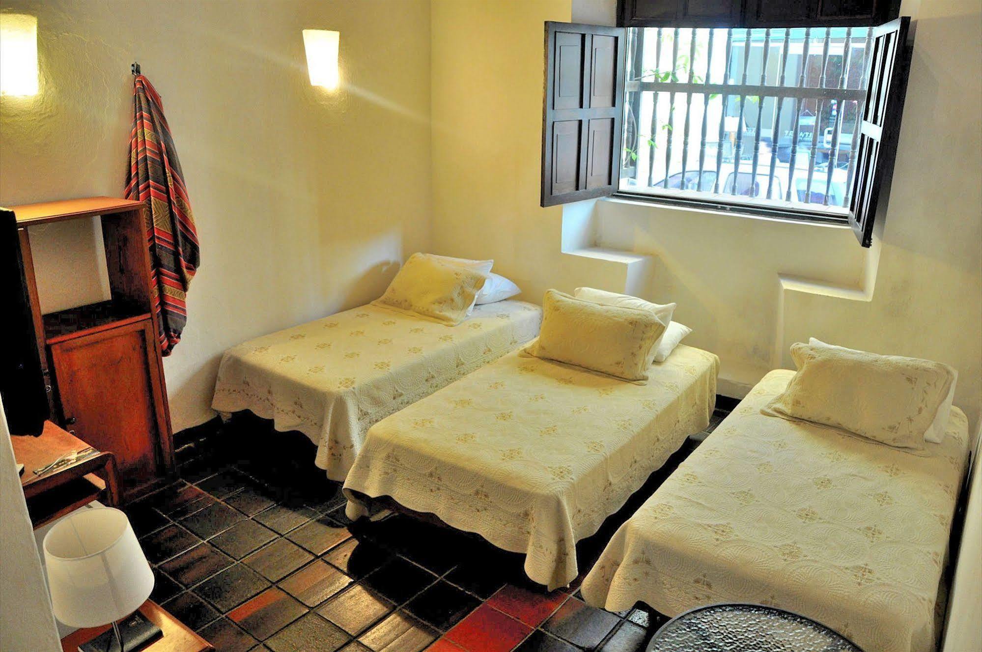 Hotel Puertas De Cartagena Buitenkant foto