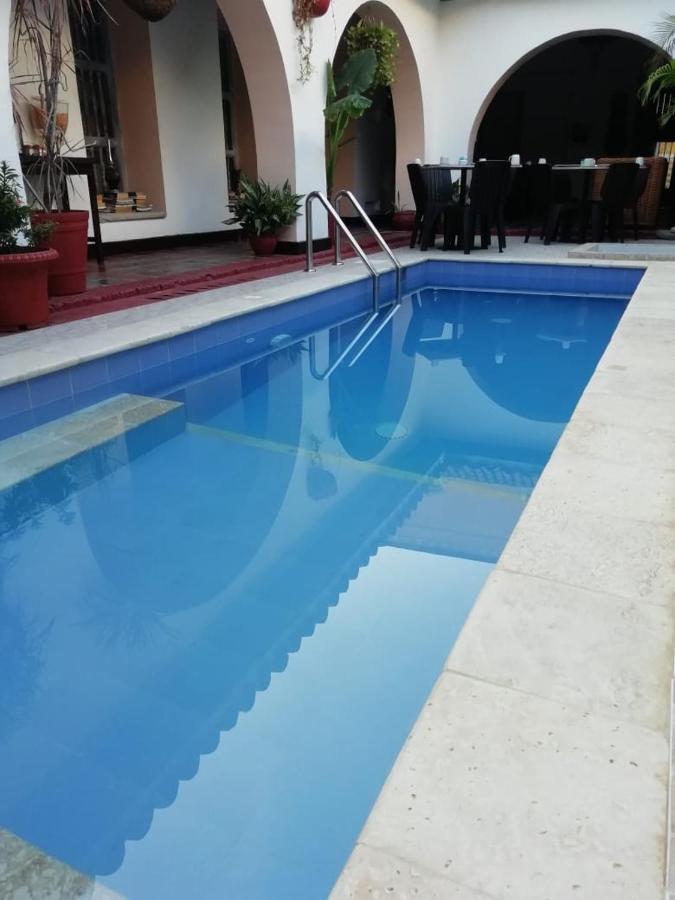 Hotel Puertas De Cartagena Buitenkant foto